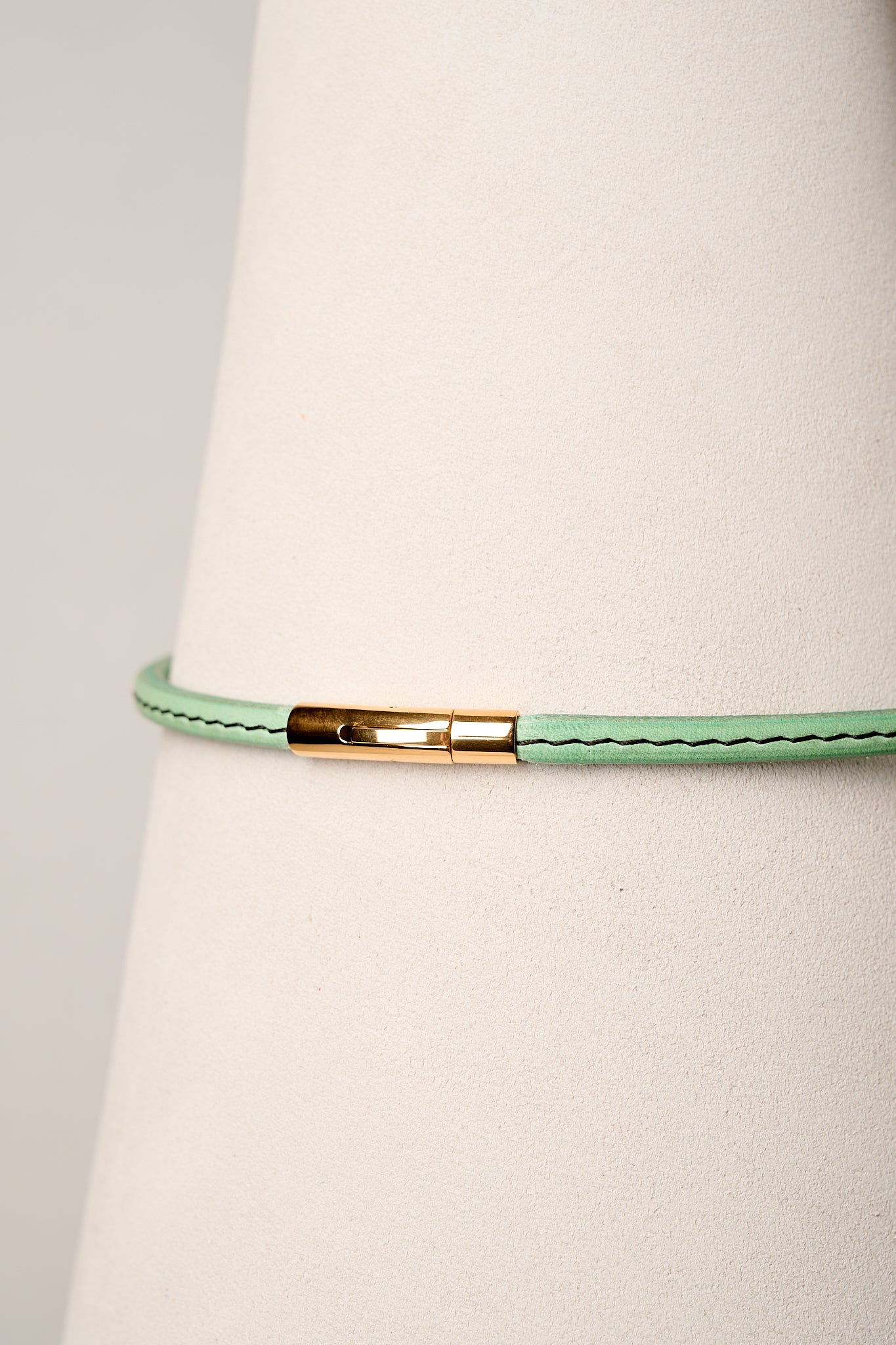 The Peek-A-Boo | Limited Edition Mint Leather Day Choker