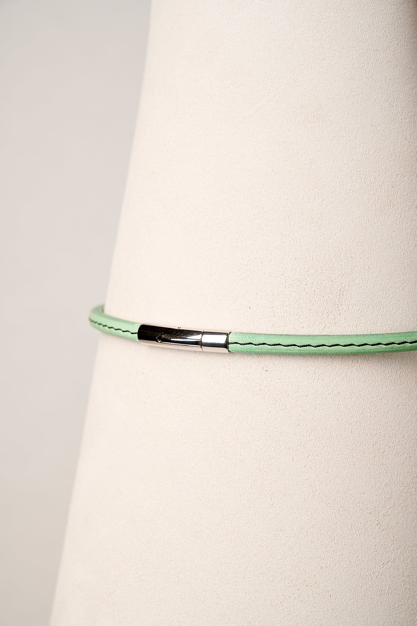 The Peek-A-Boo | Limited Edition Mint Leather Day Choker